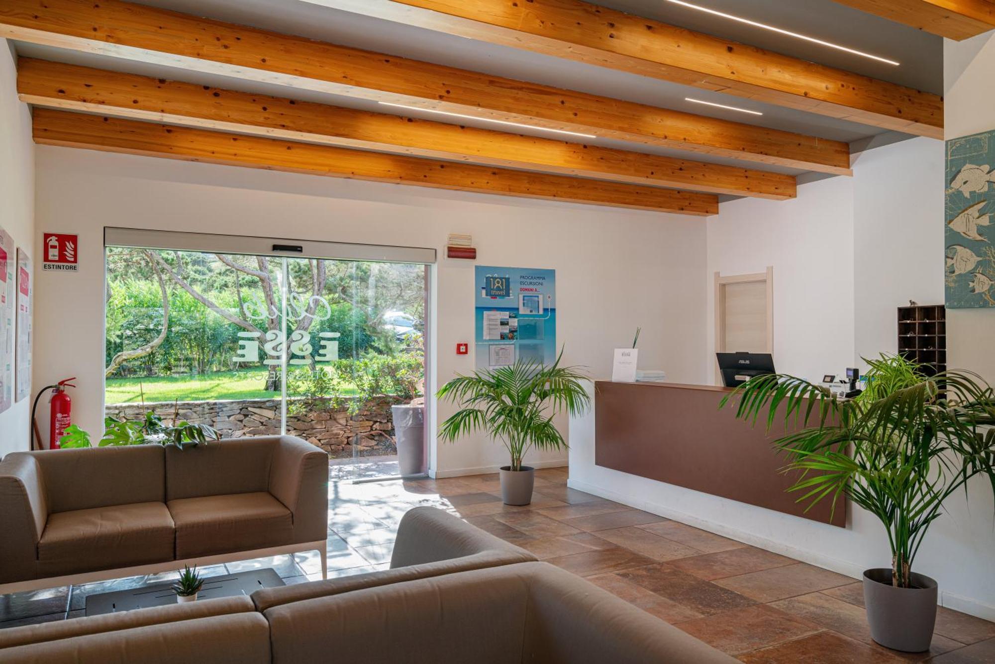 Hotel Club Esse Sporting Stintino Exterior foto