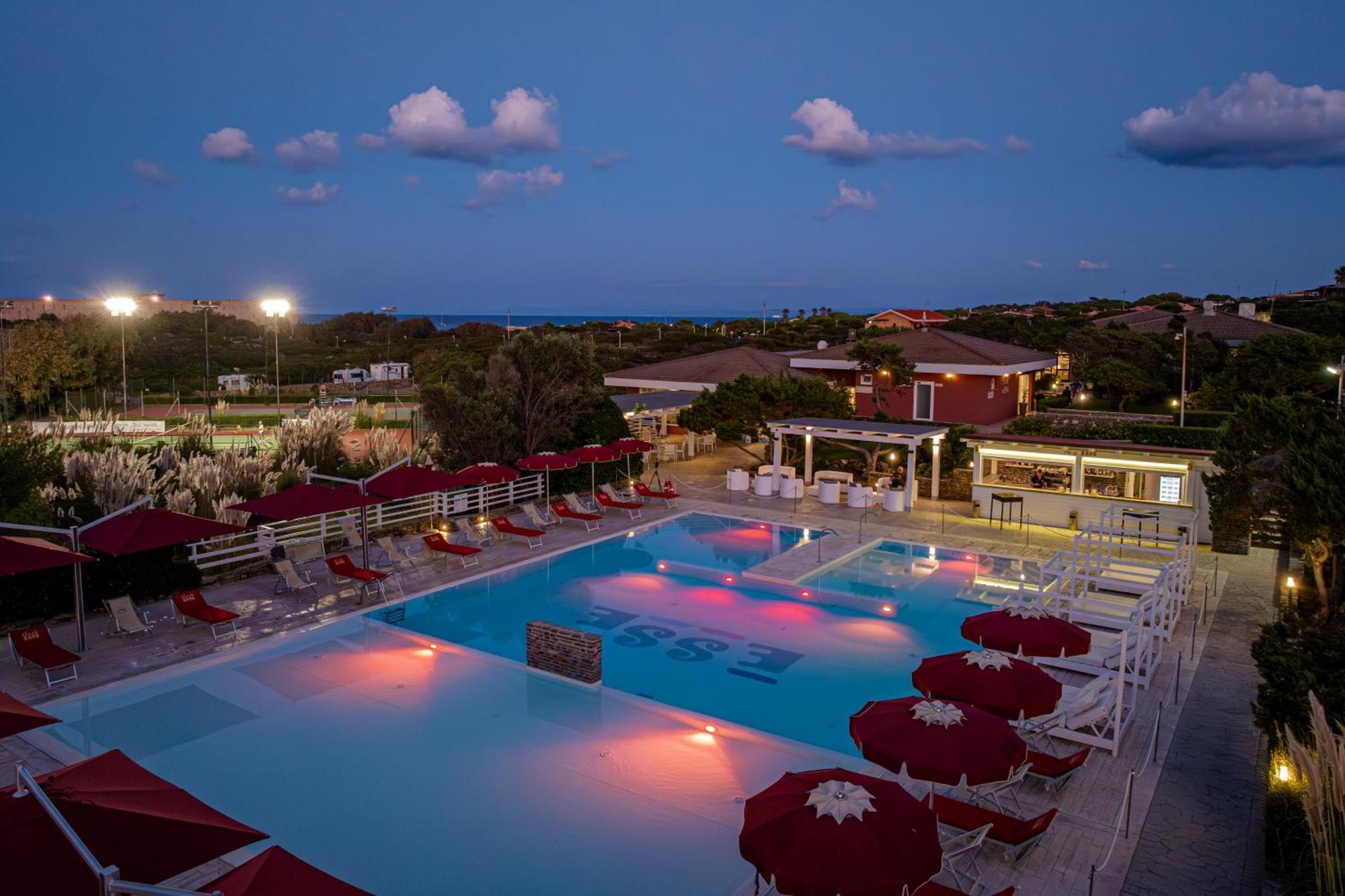 Hotel Club Esse Sporting Stintino Exterior foto